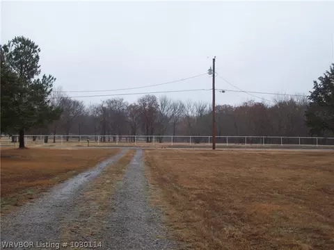 2515 Reeves Rd, Hackett, AR 72937 photo 4