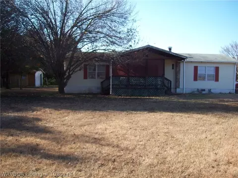 2515 Reeves Rd, Hackett, AR 72937 photo 1