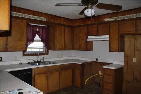 209 S 10th St, Paris, AR 72855 photo 11
