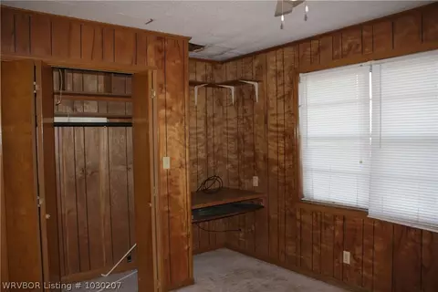 209 S 10th St, Paris, AR 72855 photo 8