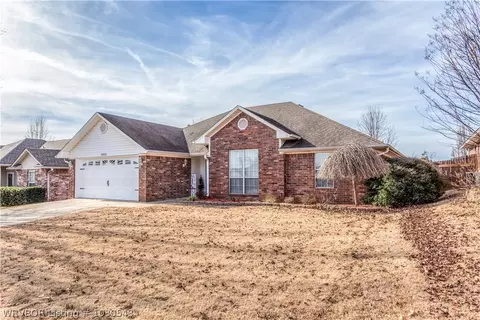 6312 Fallstone Rd, Fort Smith, AR 72916 photo 3