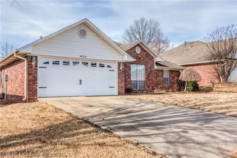 6312 Fallstone Rd, Fort Smith, AR 72916 photo 4