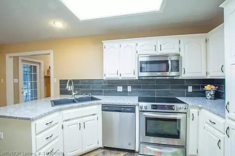 6304 Southfield Dr, Fort Smith, AR 72916 photo 4
