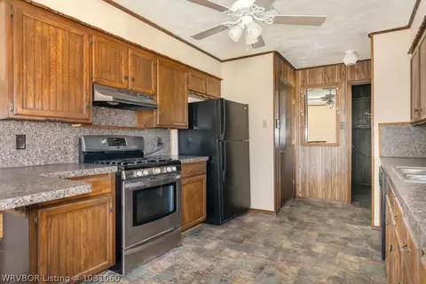 8526 Harvard Dr, Fort Smith, AR 72908 photo 13