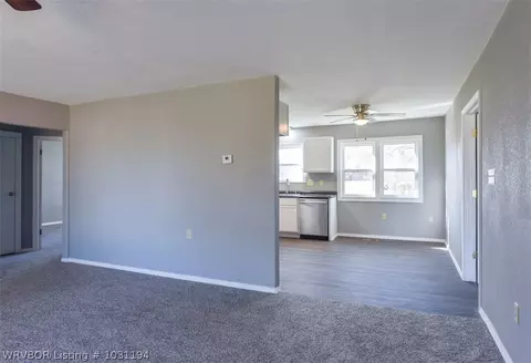 104 7th St, Barling, AR 72923 photo 5