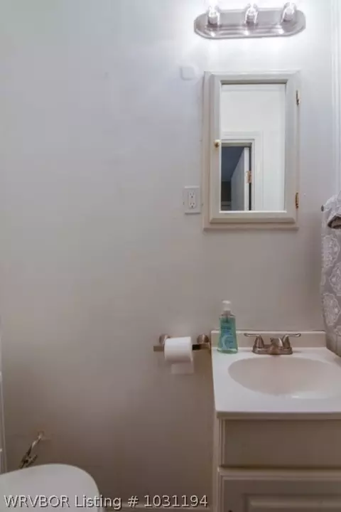 104 7th St, Barling, AR 72923 photo 13