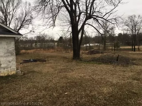 202 Houston St, Lavaca, AR 72941 photo 6