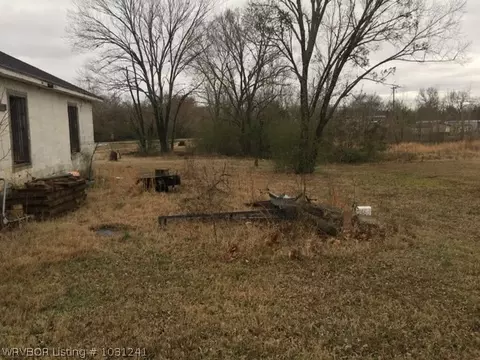 202 Houston St, Lavaca, AR 72941 photo 7