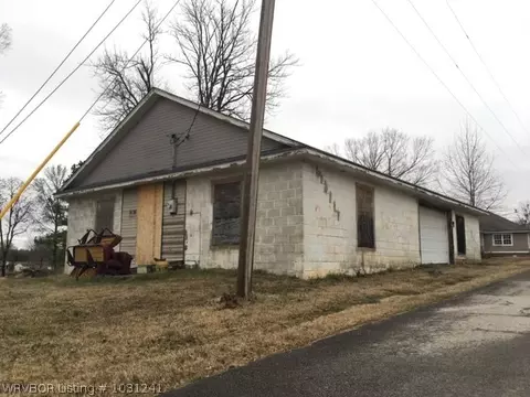 202 Houston St, Lavaca, AR 72941 photo 2
