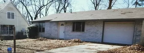 507 7th St, Barling, AR 72923 photo 1