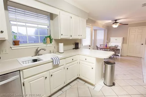 10408 Seven Oaks Rd, Fort Smith, AR 72908 photo 9