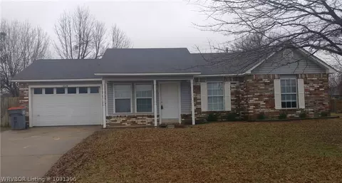 1829 Cherrybark Bnd, Greenwood, AR 72936 photo 1