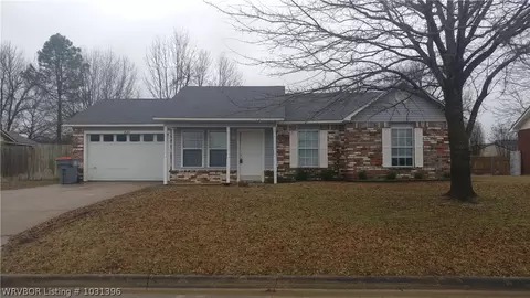 1829 Cherrybark Bnd, Greenwood, AR 72936 photo 2