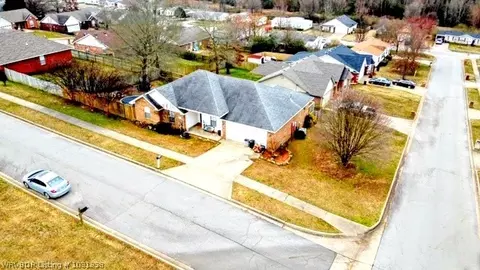 1204 12th Ter, Barling, AR 72923 photo 2