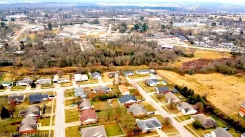 1204 12th Ter, Barling, AR 72923 photo 19
