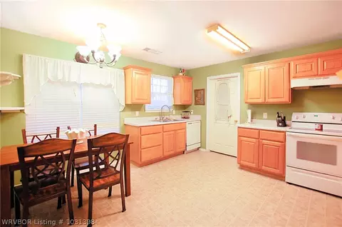 1204 12th Ter, Barling, AR 72923 photo 6