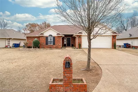 9309 Bridgeford Cir, Fort Smith, AR 72908 photo 1