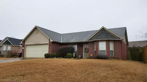 504 Bordeaux Cir, Fort Smith, AR 72908 photo 1
