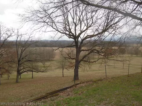 255 Baxley Loop, Paris, AR 72855 photo 6