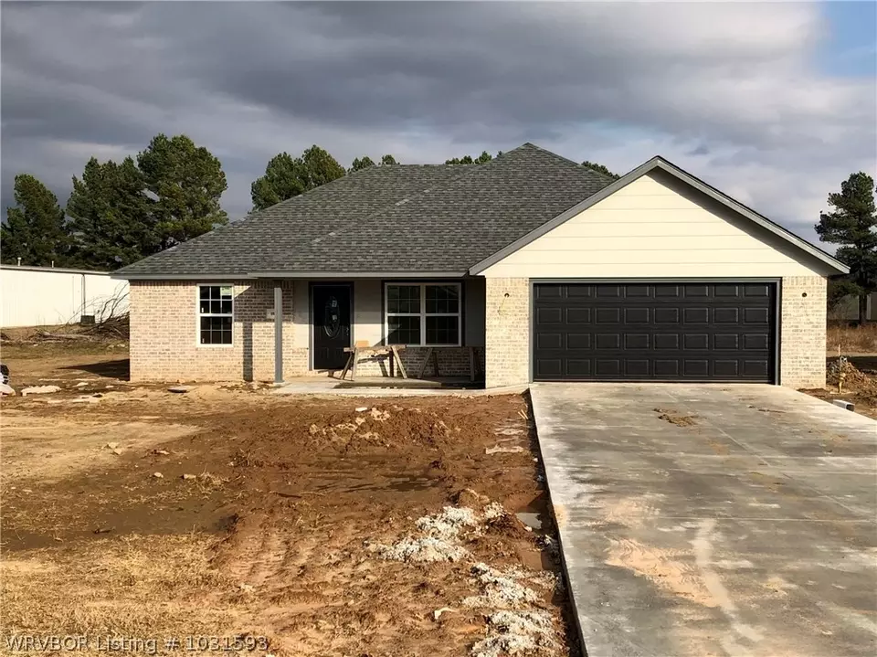  105 Meadows Dr, Roland, OK 74954 photo 1