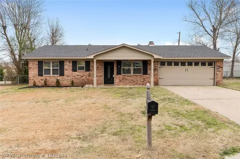 119 Martin Cir, Fort Smith, AR 72908 photo 1