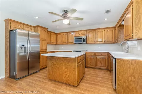 7111 Millennium Dr, Fort Smith, AR 72916 photo 3
