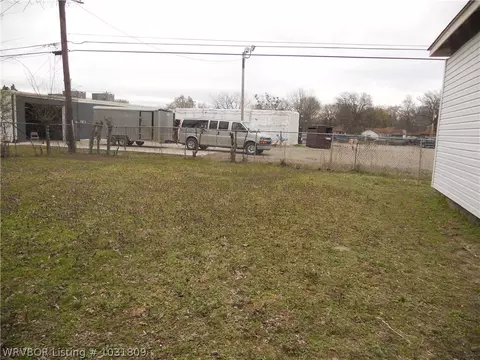 3209 N L St, Fort Smith, AR 72904 photo 12