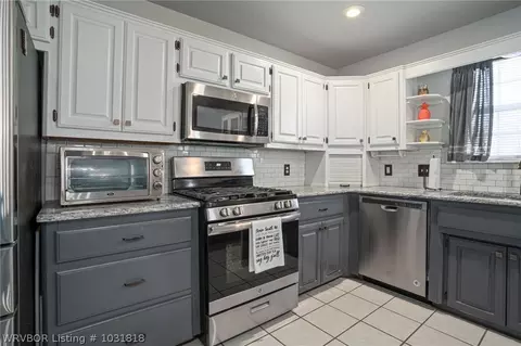 1500 Rutgers Cir, Fort Smith, AR 72908 photo 5