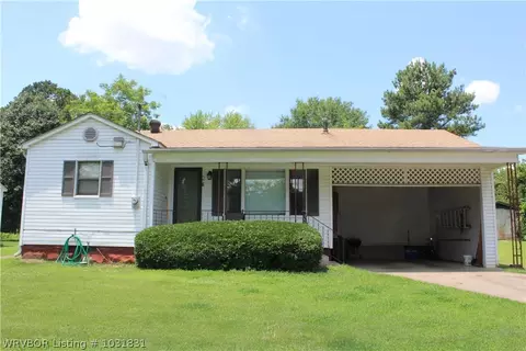 607 N 2nd St, Ozark, AR 72949 photo 1