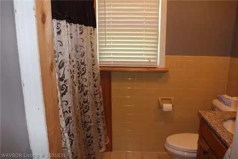 607 N 2nd St, Ozark, AR 72949 photo 9