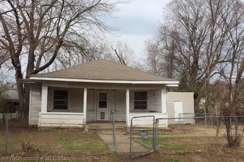 3211 N L St, Fort Smith, AR 72904 photo 3