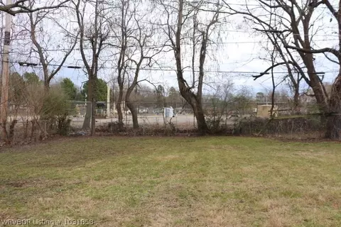 3211 N L St, Fort Smith, AR 72904 photo 24