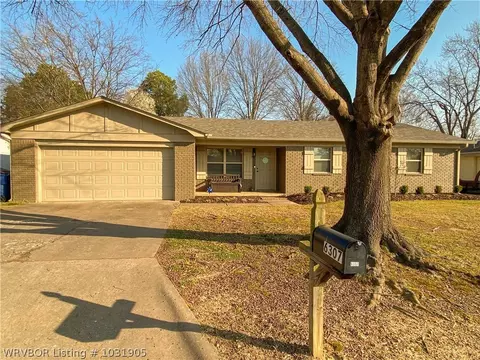 6307 Boston St, Fort Smith, AR 72903 photo 2