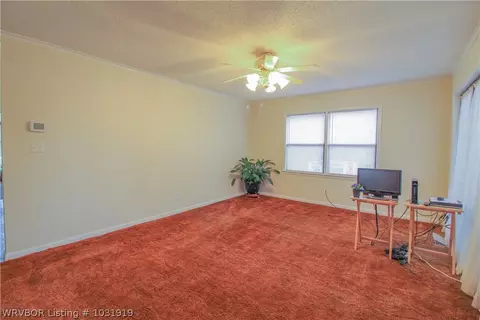 4824 S V St, Fort Smith, AR 72903 photo 2