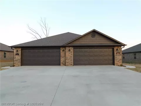 1016 Springhill Rd, Barling, AR 72923 photo 1