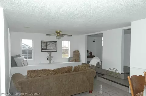17 S Zero Ave, Bonanza, AR 72916 photo 8