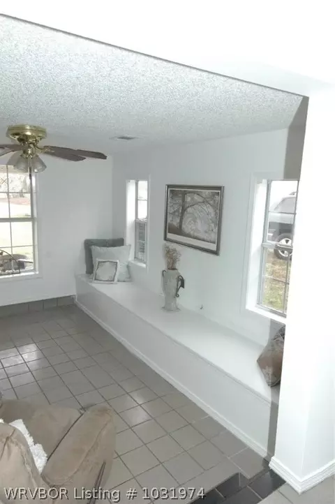 17 S Zero Ave, Bonanza, AR 72916 photo 9