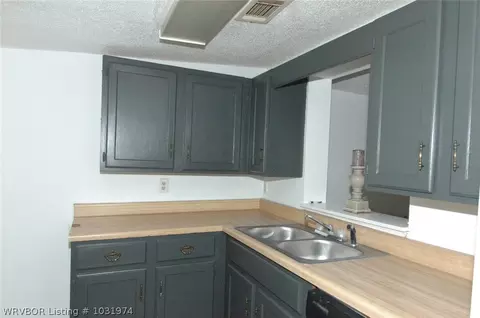 17 S Zero Ave, Bonanza, AR 72916 photo 2