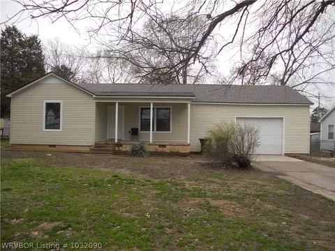 4608 Plum St, Fort Smith, AR 72904 photo 1