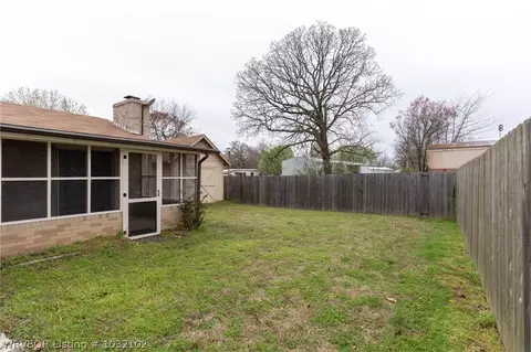 906 Pattie Ln, Barling, AR 72923 photo 29