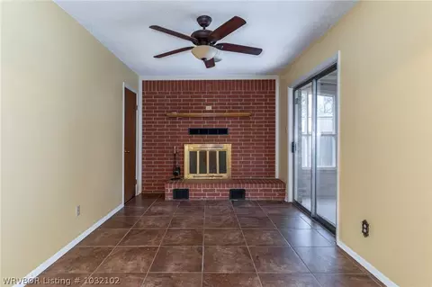 906 Pattie Ln, Barling, AR 72923 photo 12