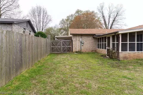 906 Pattie Ln, Barling, AR 72923 photo 28