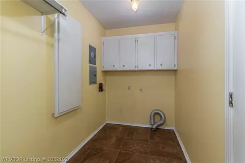 906 Pattie Ln, Barling, AR 72923 photo 11