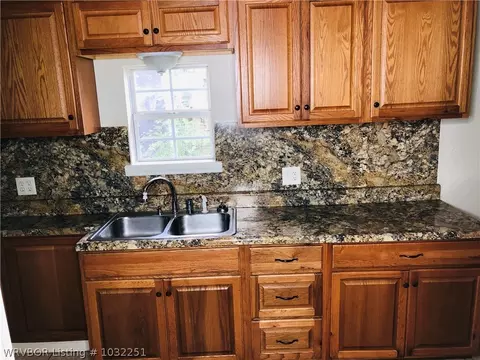 322 Hamilton St, Waldron, AR 72958 photo 5