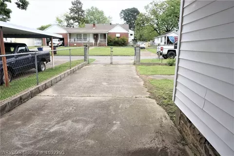 1410 S 16th St, Fort Smith, AR 72901 photo 11