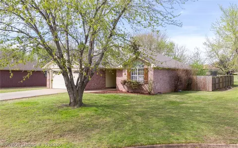 1002 Thompson Hts, Alma, AR 72921 photo 3