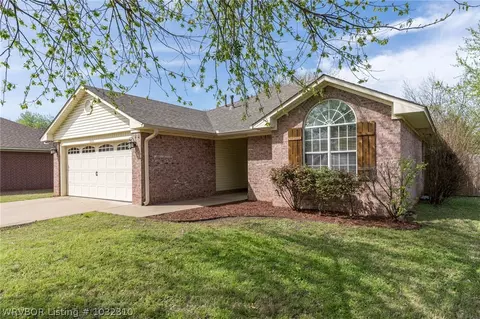 1002 Thompson Hts, Alma, AR 72921 photo 2