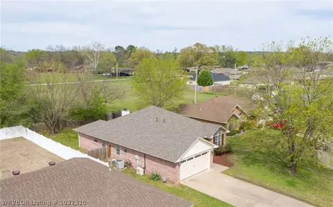 1002 Thompson Hts, Alma, AR 72921 photo 4