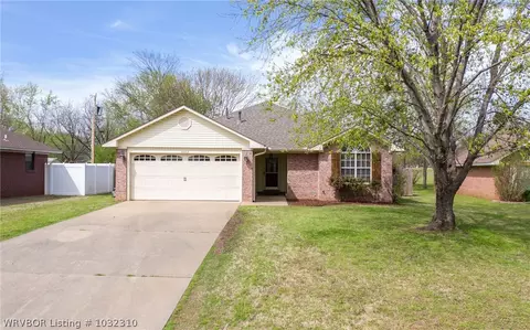 1002 Thompson Hts, Alma, AR 72921 photo 1