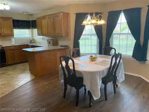 923 Valley Loop, Greenwood, AR 72936 photo 9